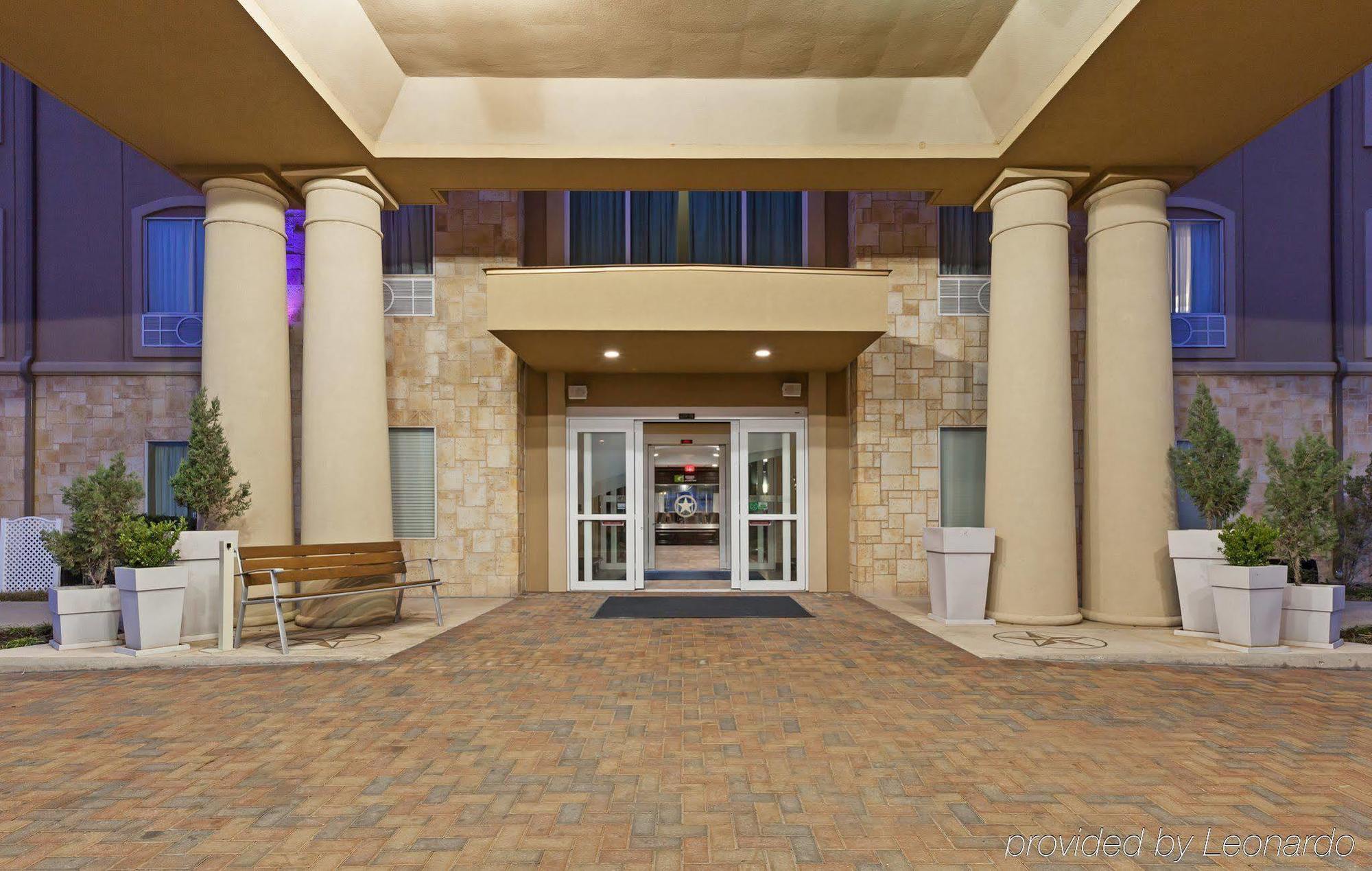 Express By Ihg Hotel Glen Rose